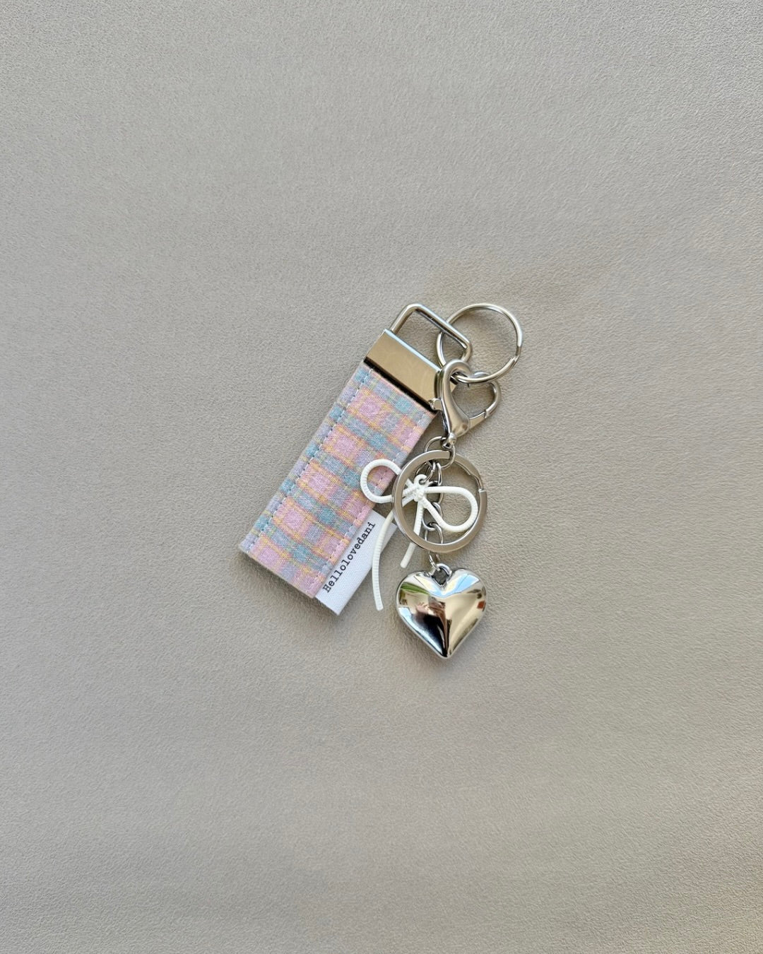 Cotton Candy Heart keyring