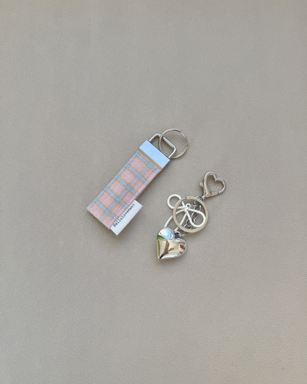 Cotton Candy Heart keyring